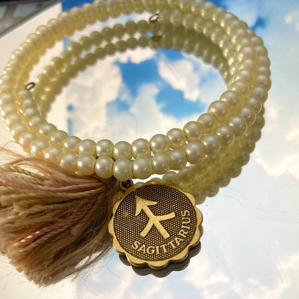 Zodiac (Sagittarius) Pearl bracelet with tassel